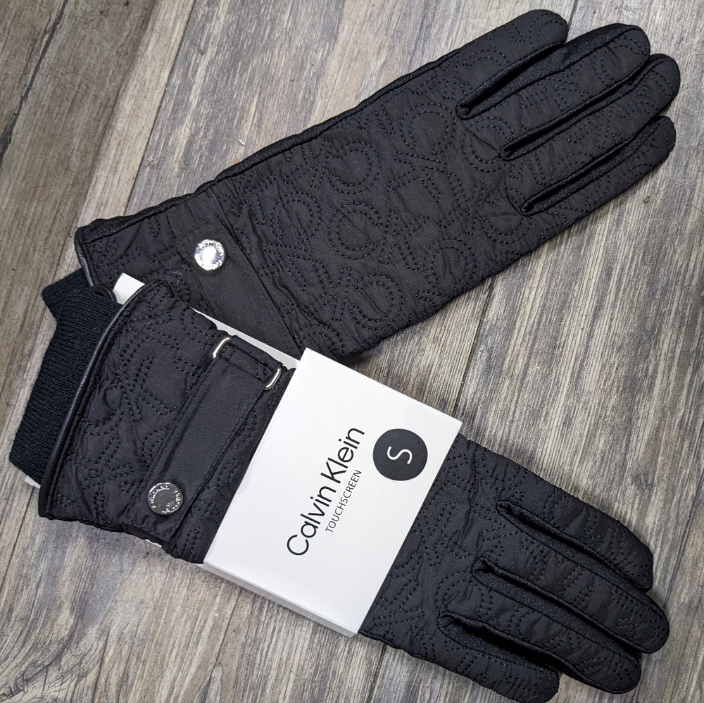 Calvin Klein quilted logo touch screen gloves